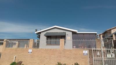House For Sale in Shallcross, Chatsworth